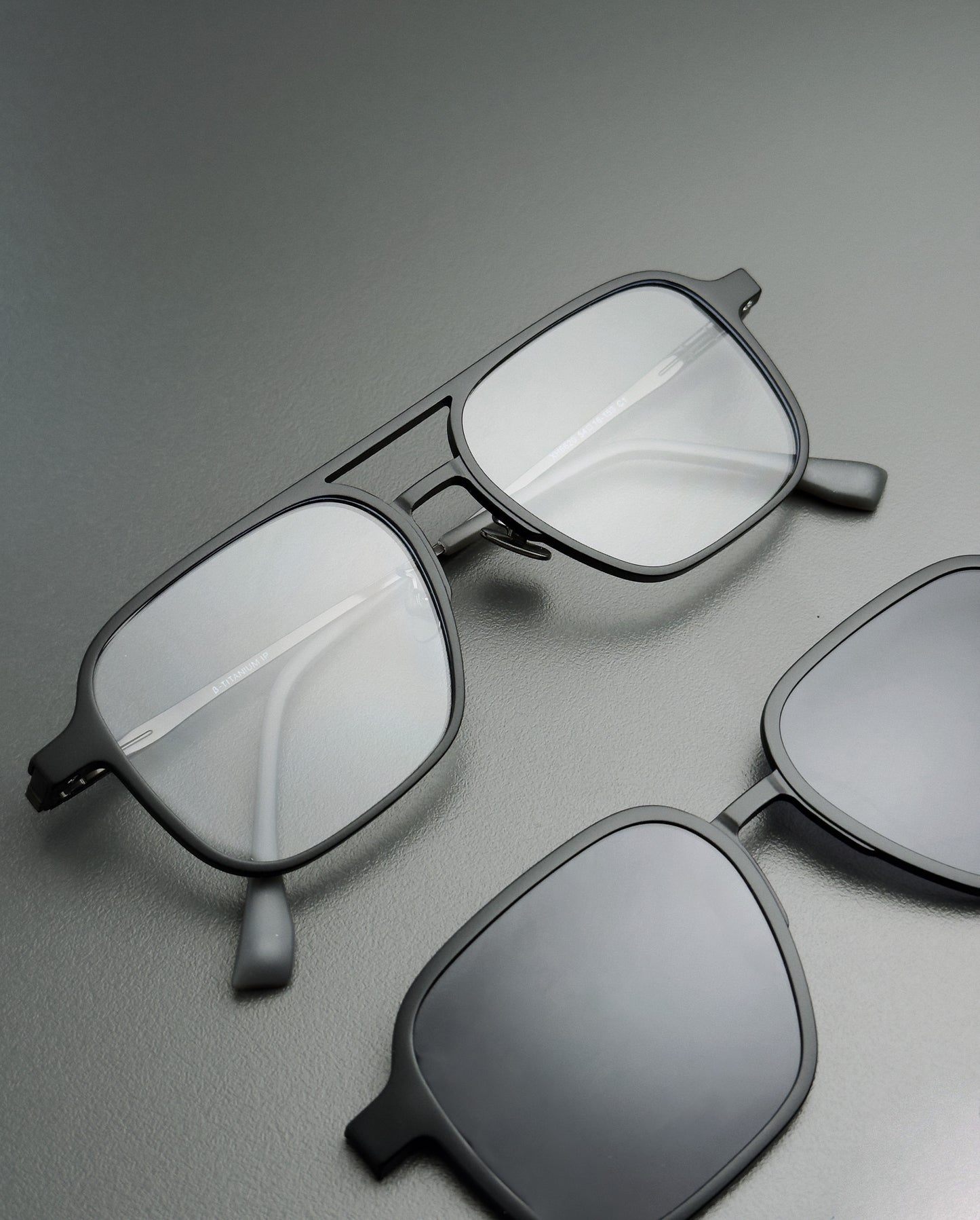 Gafas AVI PRO®️ con clip magnético. Polarizadas y estilo Premium