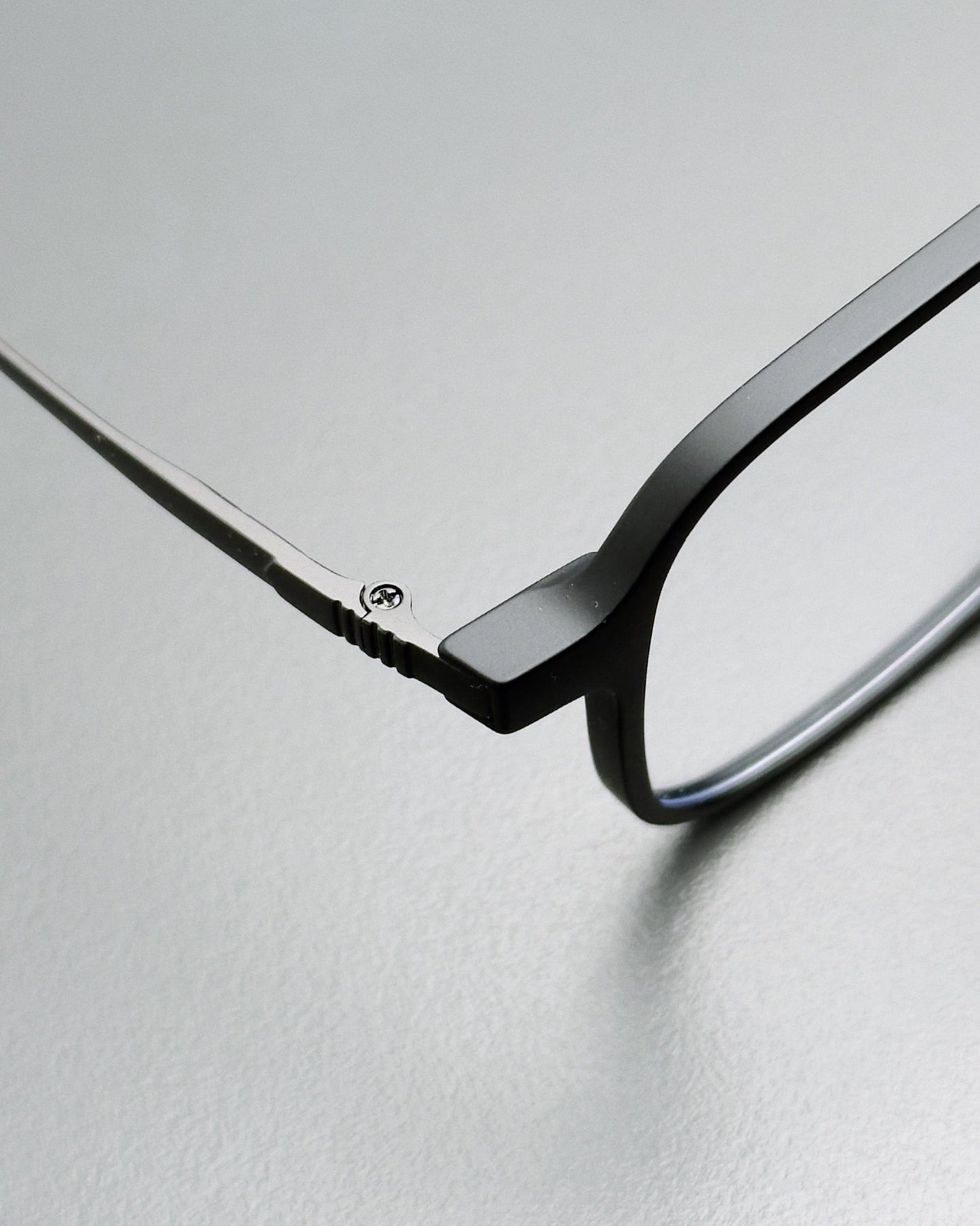 Gafas AVI PRO®️ con clip magnético. Polarizadas y estilo Premium