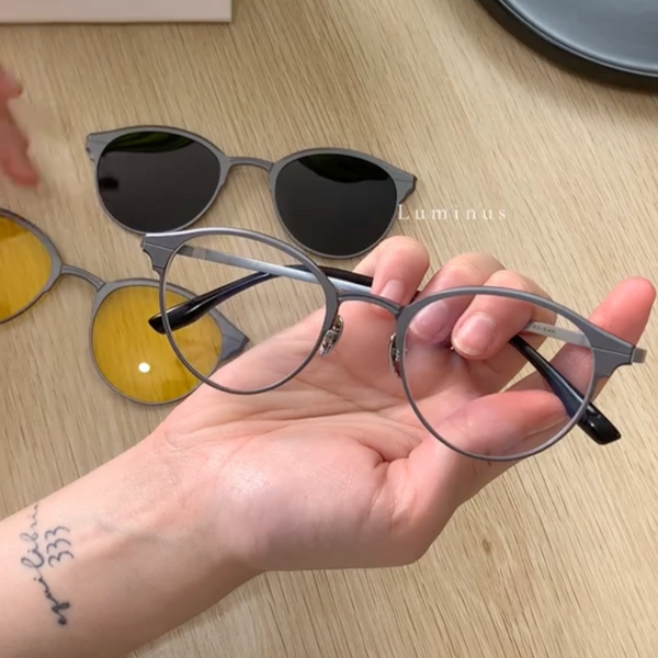 Gafas Redondas de Titanio Livianas