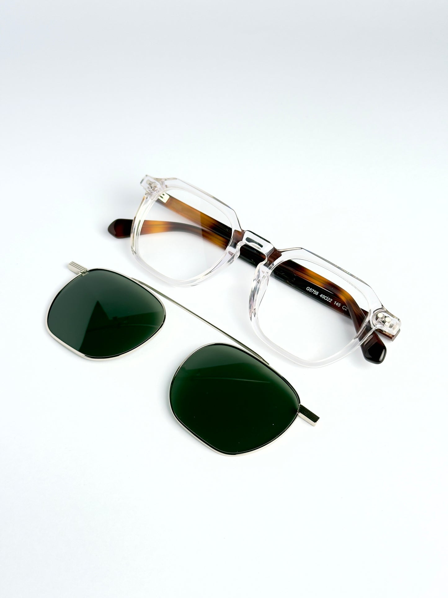 Gafas AUREA®️ 2 en 1 con clip magnético. estructura de titanio, Polarizadas y estilo Premium